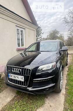 Позашляховик / Кросовер Audi Q7 2010 в Дубні