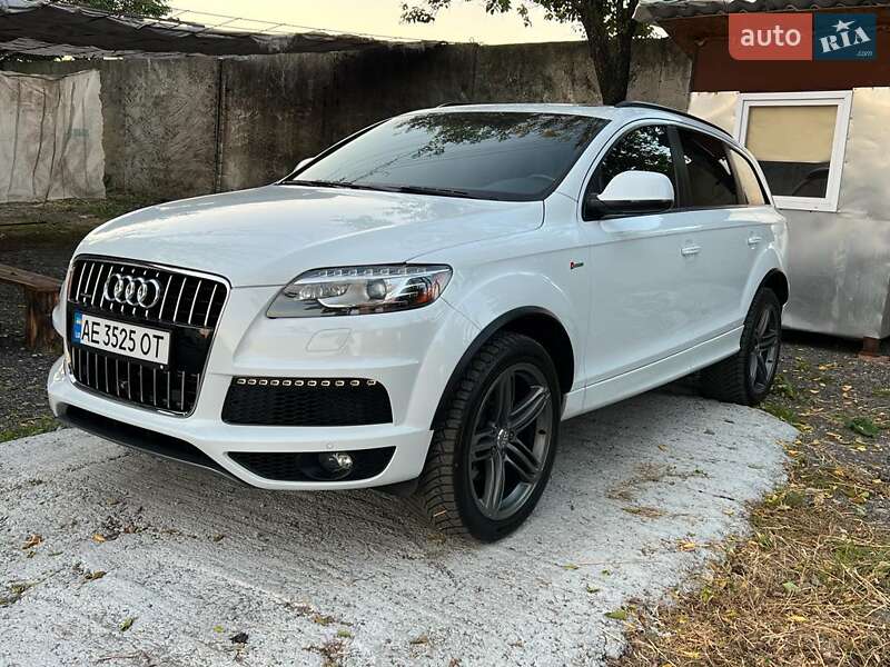 Внедорожник / Кроссовер Audi Q7 2013 в Днепре