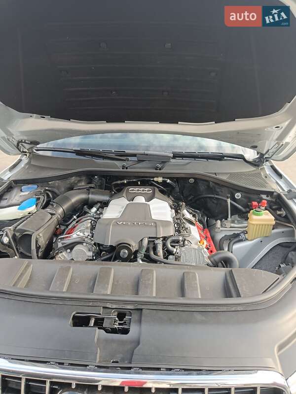 Внедорожник / Кроссовер Audi Q7 2015 в Черкассах