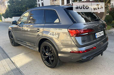 Позашляховик / Кросовер Audi Q7 2022 в Києві