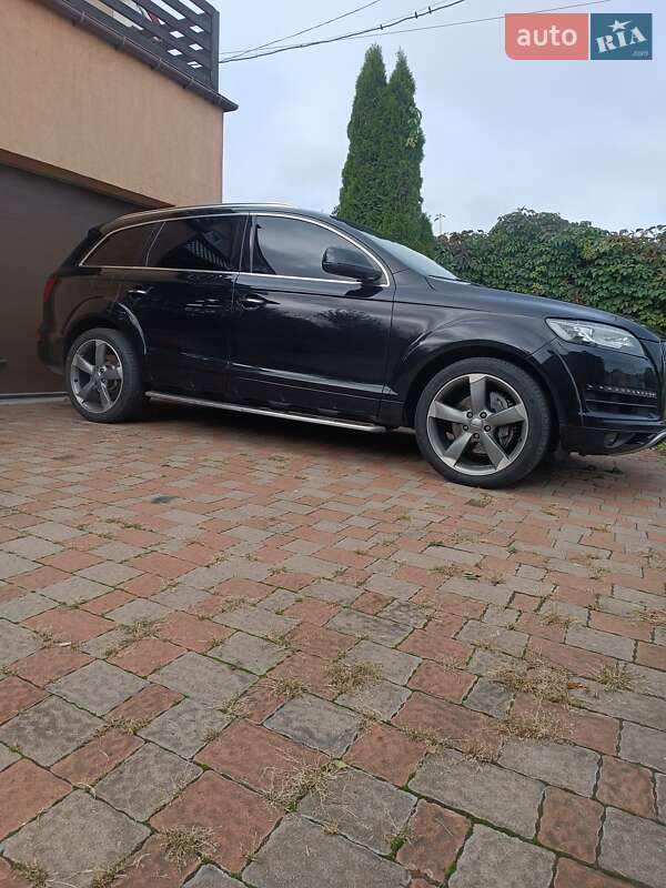 Позашляховик / Кросовер Audi Q7 2014 в Бородянці