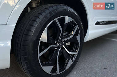 Внедорожник / Кроссовер Audi Q7 2019 в 