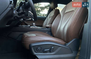Внедорожник / Кроссовер Audi Q7 2019 в 