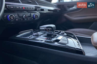 Внедорожник / Кроссовер Audi Q7 2019 в 