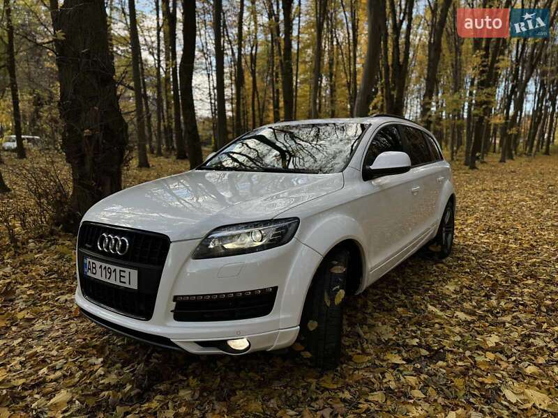 Позашляховик / Кросовер Audi Q7 2011 в Вінниці