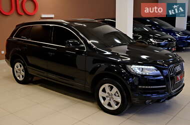 Позашляховик / Кросовер Audi Q7 2013 в Одесі