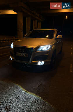 Внедорожник / Кроссовер Audi Q7 2007 в Одессе