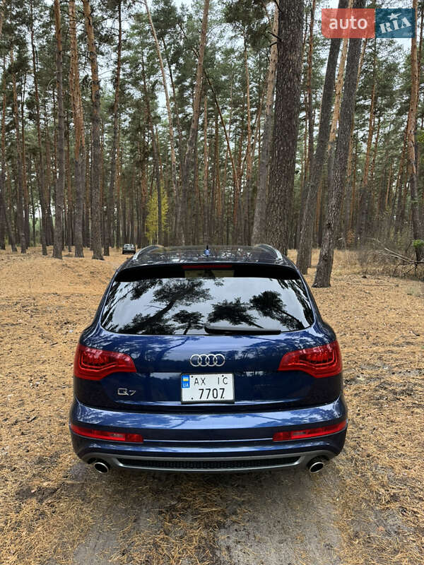 Внедорожник / Кроссовер Audi Q7 2012 в Харькове