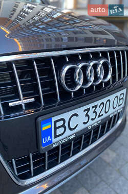 Внедорожник / Кроссовер Audi Q7 2011 в 