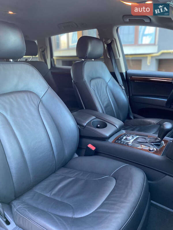 Позашляховик / Кросовер Audi Q7 2011 в Івано-Франківську