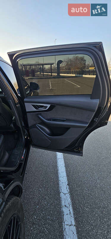 Позашляховик / Кросовер Audi Q7 2016 в Києві фото 22 Позашляховик / Кросовер Audi Q7 2016 в Києві