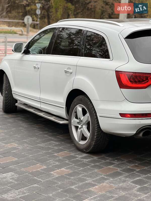 Внедорожник / Кроссовер Audi Q7 2012 в Тернополе