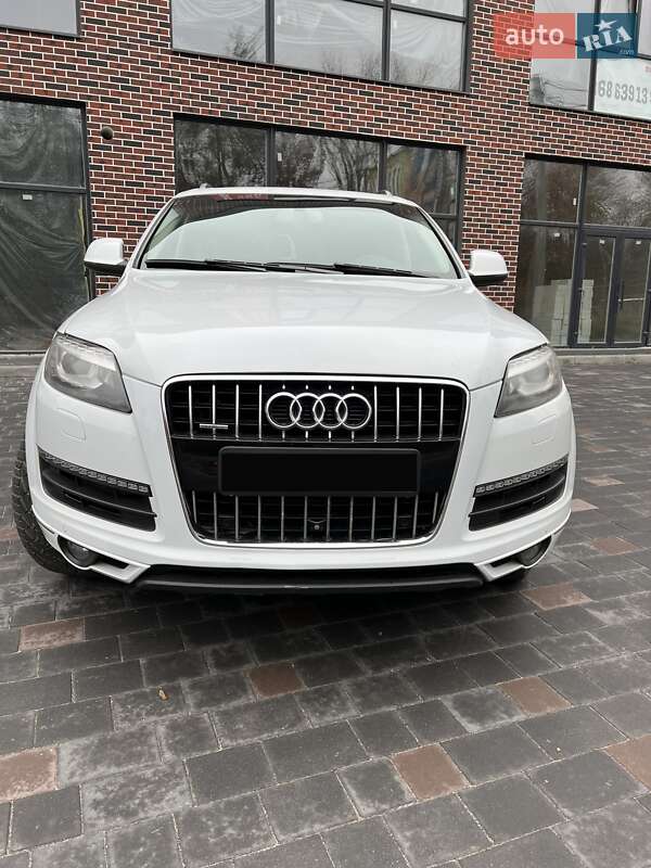 Внедорожник / Кроссовер Audi Q7 2012 в Тернополе