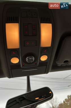 Внедорожник / Кроссовер Audi Q7 2012 в 