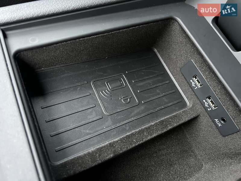 Внедорожник / Кроссовер Audi Q7 2019 в 