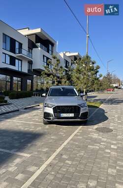 Позашляховик / Кросовер Audi Q7 2019 в Ужгороді