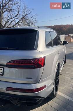 Внедорожник / Кроссовер Audi Q7 2019 в 