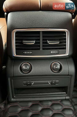 Позашляховик / Кросовер Audi Q7 2013 в 