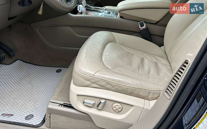 Позашляховик / Кросовер Audi Q7 2014 в Чернівцях