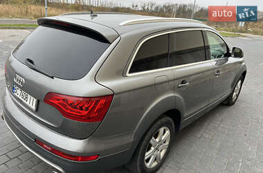 Внедорожник / Кроссовер Audi Q7 2011 в 