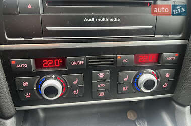 Внедорожник / Кроссовер Audi Q7 2012 в 