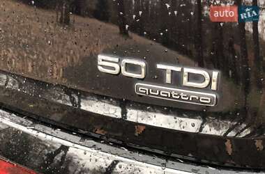 Внедорожник / Кроссовер Audi Q7 2022 в 