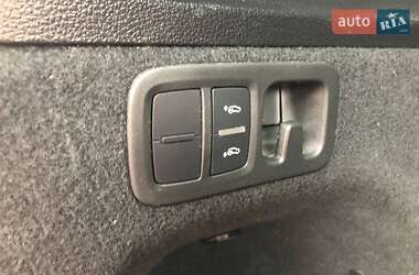 Внедорожник / Кроссовер Audi Q7 2022 в 