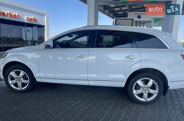 Внедорожник / Кроссовер Audi Q7 2012 в 