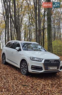 Позашляховик / Кросовер Audi Q7 2015 в Львові