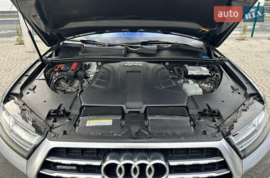 Внедорожник / Кроссовер Audi Q7 2017 в 