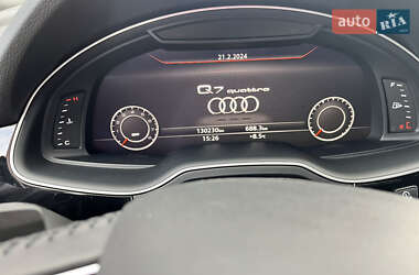Внедорожник / Кроссовер Audi Q7 2017 в 