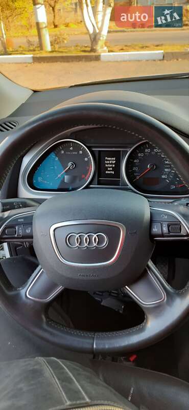 Внедорожник / Кроссовер Audi Q7 2014 в Запорожье