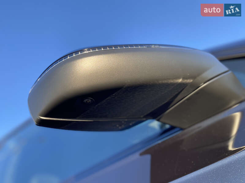 Позашляховик / Кросовер Audi Q7 2017 в Львові