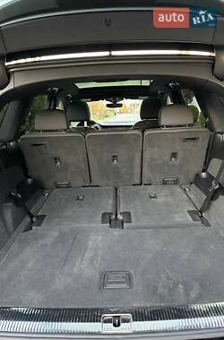 Внедорожник / Кроссовер Audi Q7 2020 в 