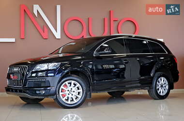 Позашляховик / Кросовер Audi Q7 2013 в Одесі