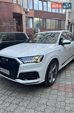 Внедорожник / Кроссовер Audi Q7 2020 в Одессе