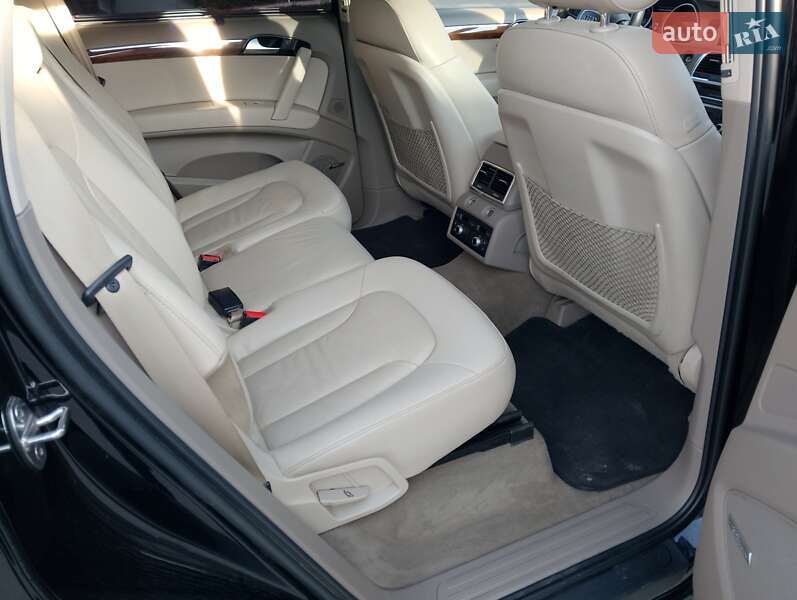 Внедорожник / Кроссовер Audi Q7 2014 в Киеве