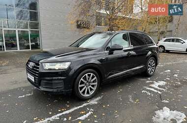 Позашляховик / Кросовер Audi Q7 2018 в Києві