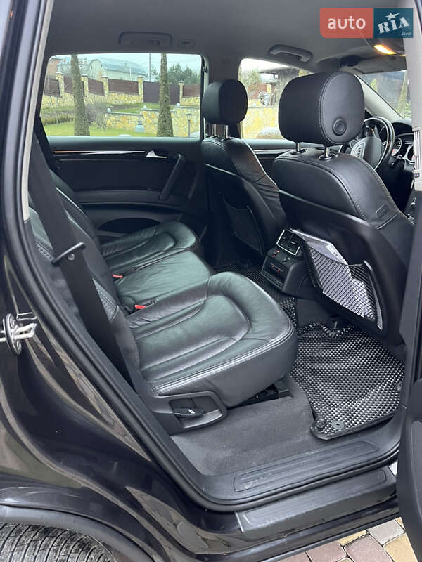 Внедорожник / Кроссовер Audi Q7 2013 в Бережанах