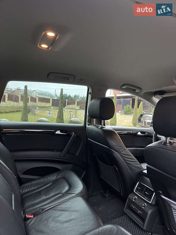 Внедорожник / Кроссовер Audi Q7 2013 в Бережанах