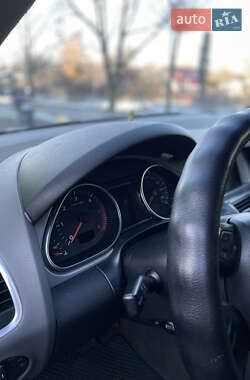 Внедорожник / Кроссовер Audi Q7 2009 в 
