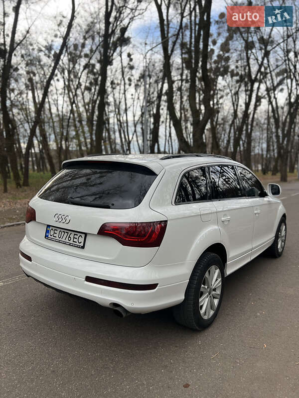 Позашляховик / Кросовер Audi Q7 2009 в Чернівцях