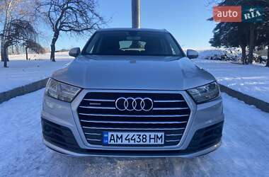 Позашляховик / Кросовер Audi Q7 2017 в Житомирі