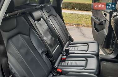 Внедорожник / Кроссовер Audi Q7 2016 в 