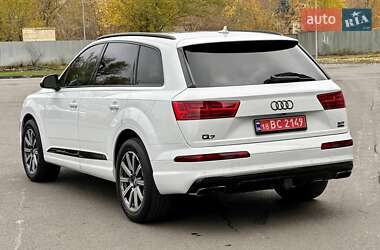 Внедорожник / Кроссовер Audi Q7 2016 в Днепре