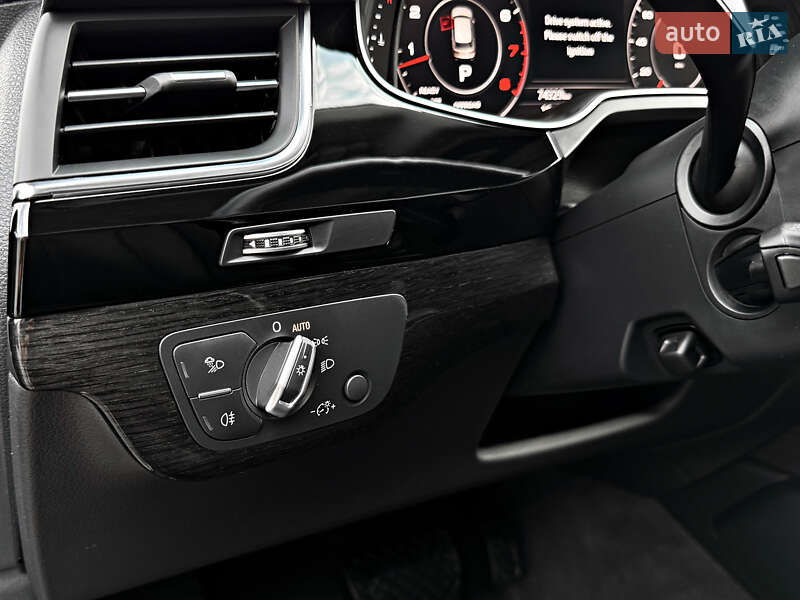 Позашляховик / Кросовер Audi Q7 2019 в Чернівцях