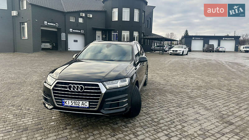 Внедорожник / Кроссовер Audi Q7 2017 в Белой Церкви