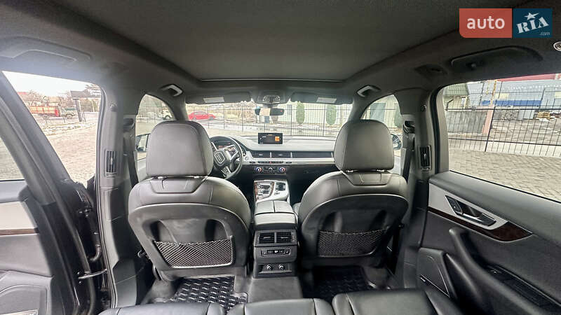 Внедорожник / Кроссовер Audi Q7 2017 в Белой Церкви