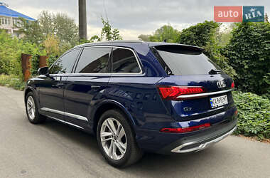 Внедорожник / Кроссовер Audi Q7 2022 в Киеве