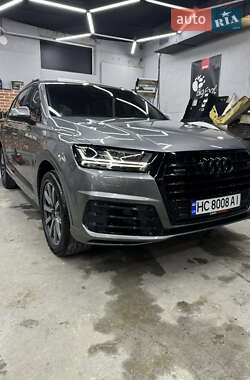 Позашляховик / Кросовер Audi Q7 2016 в Львові